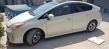 pec matoru: Toyota Prius hibrit Ağ mirvari rəng. 2014 ci il. Mator karopka abs — 2