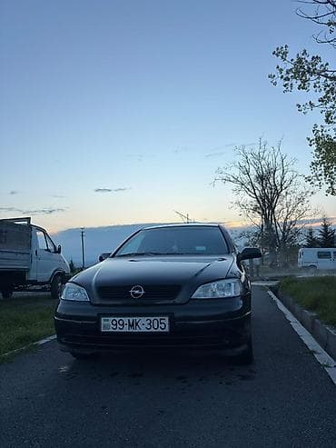 ихсан авто: Opel Astra: 2 л | Седан — 2