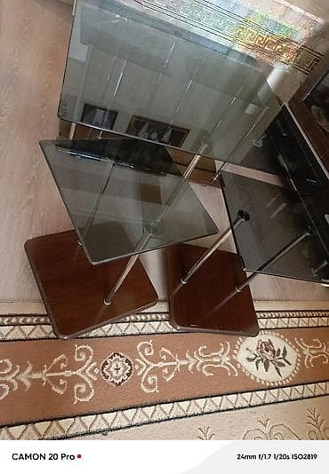 Jurnal.masasi sadəcə təkərlərinin bir ikisi yoxdu qalan heç bir