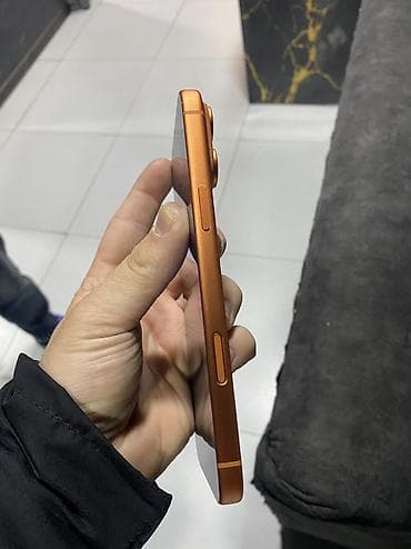 iphone 2 g: IPhone 17 Pro Max, 256 GB, Simsiz şarj, Face ID — 4