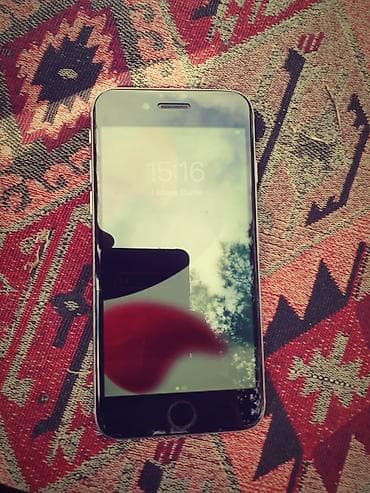samsung es 24: IPhone SE, Gümüşü, Barmaq izi — 2