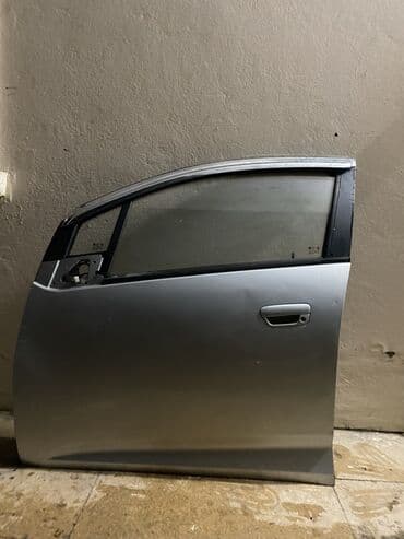 Qapılar: Sağ ön, Chevrolet spark, 2014 il, Pulsuz çatdırılma
