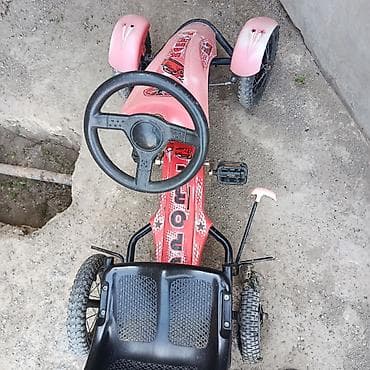 oyuncaq gitara: Uşaq pedallı kart maşını - Pedalla idarə olunan, 4 təkərli uşaq kartı — 1