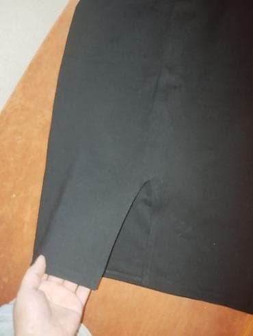 qadın geyimi: Qadin klassik yubka 40 olcu — 2