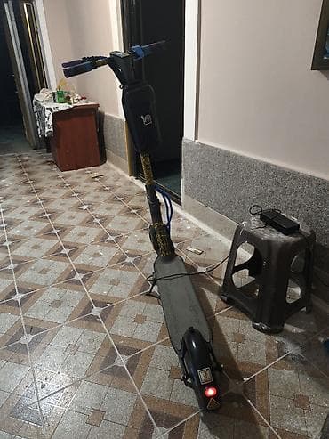 İşlənmiş Elektrik samokat 10", > 1000 Vt, > 45 km/s, Ödənişli çatdırılma