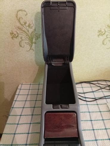 fiat mebel: Mercedes W210'nun orta qolaltısı. İdeal vəziyyətdə boz rəng qolaltı — 3