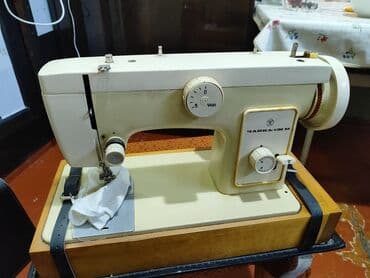 tikinti texnikasi: Tikiş maşını Chayka, Elektromexaniki — 1