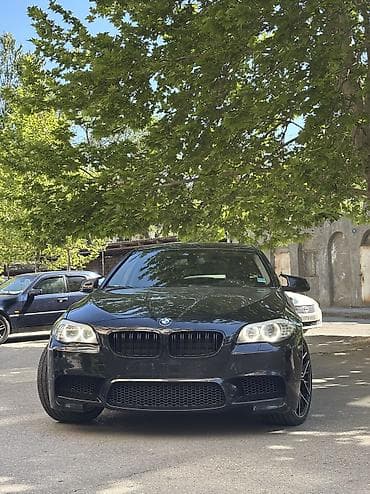 suru: BMW 528: 2 l | 2013 il Hetçbek — 2