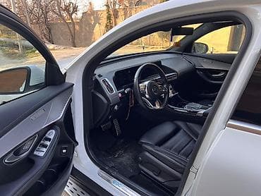 Продажа авто: Mercedes-Benz EQC: 0.1 л | 2020 г. Кроссовер — 7