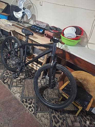 dağ: Şəhər və yüngül off-road üçün universal dağ velosipedi super — 2