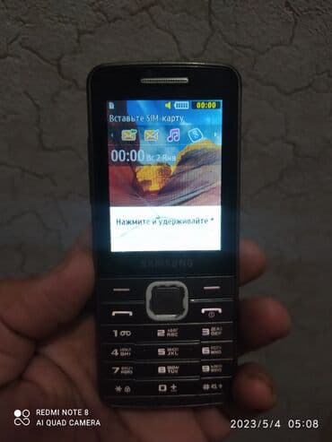 memory kart: Samsung telefondur.Mohkəm telefondur .Saz vəziyyətdədir.Sadəcə ekranin — 10