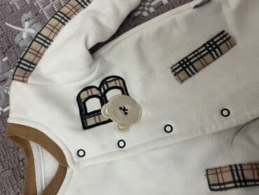 Usaq geyimi yenidi.Əyninə olmadi.2-3-4 aylig usaqlar geyinə bilər.28 lalafo.az -da Usaq geyimi yenidi.Əyninə olmadi.2-3-4 aylig usaqlar geyinə bilər.28