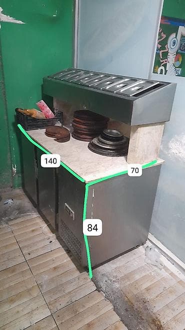 Peşəkar iaşə avadanlıqları paketi 1) Soyuduculu iş masası və üst