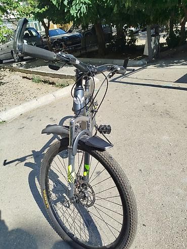 Velosiped – Adidas brendli dağ/şəhər tipli model.26 ligdi.Kecen il — 6