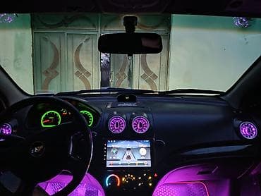 əziy maşınlar: Chevrolet Aveo: 1.4 l | 2011 il 280000 km Sedan — 3