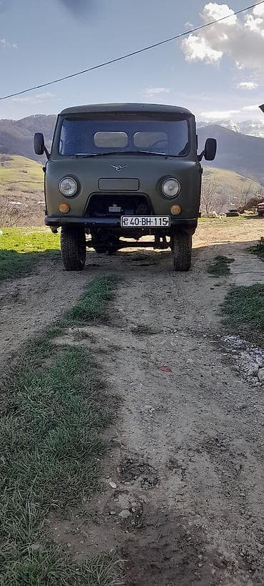 moped kontakt home: UAZ 452 Buhanka: 2.4 l | 1989 il 956000 km Pikap — 1