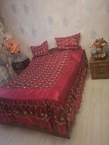 dola: Yataq otağı mebel dəsti satılır. Dəstə şəkildə görünən əsas hissələr — 1