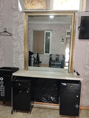 Gözəllik salonu üçün mebel və avadanlıq dəsti Salon mebelləri