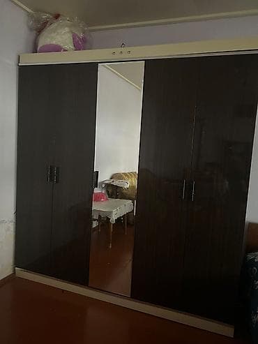 4 qapılı, Güzgülü, Qəhvəyi, Digər material, Açılan, Düz dolab