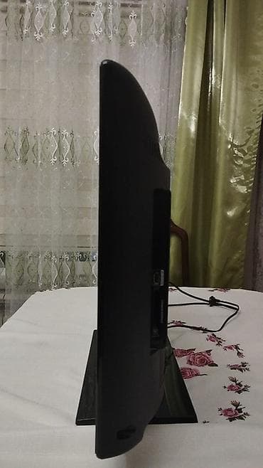 televizo: İşlənmiş Televizor Samsung LCD 24" Ünvandan götürmə — 2