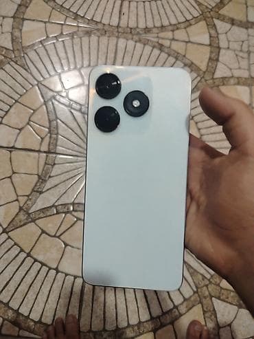 xiaomi note 12 s: Ağ rəngli smartfon Xüsusiyyətlər və dizayn: - Arxa panel: ağ — 1