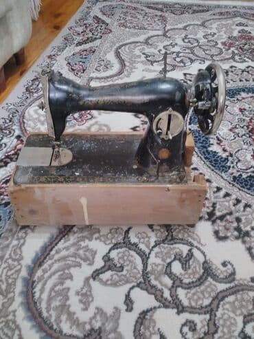 qədimi qəpiklər: Tikis maşını ela vəziyyətdədir.problemi yoxdur. Köhnə tip mexaniki — 1