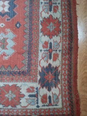 xalca quba: Quba üslubunda əl toxuması xalça - Naxış: Mərkəzdə təkrarlanan — 3