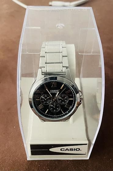 Qol saatı, Casio, rəng - Gümüşü