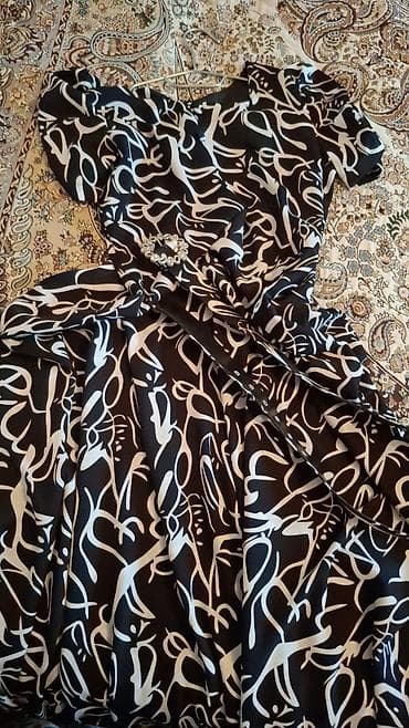 Qara-ağ naxışlı qadın donu Ölçü M. Geyilmeyib təzədi. Klyoş uzun