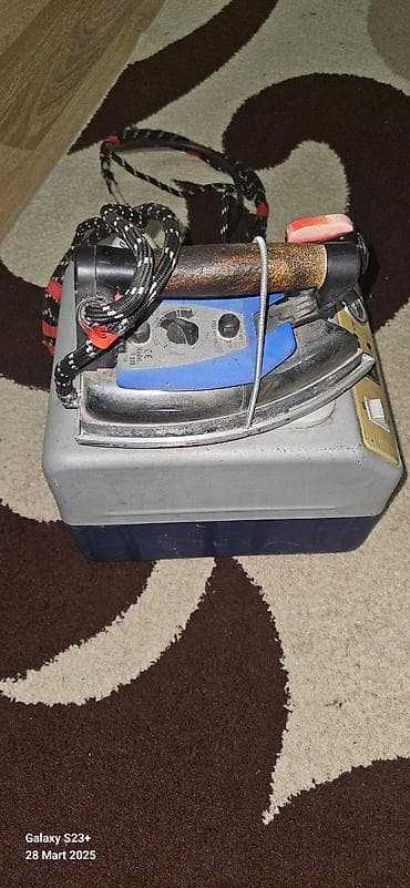 Reklam lövhələri: Derzi üçün ütü
işlek veziyyetdedir qiriğı xarabi yoxdur — 2