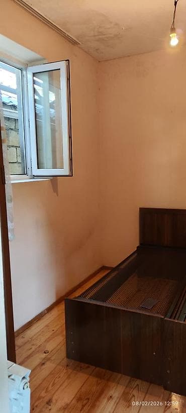 однокомнатная квартира: Avtovagzal metrosu yaxinliginda heyet evi kiraye verilir. Ev — 8