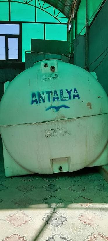 su ceni gence: Bak, Plastik, 3000 l l — 2