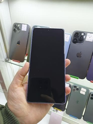 pocophone f3: Redmi smartfon - Rəng: bənövşəyi - Arxa kamera: 200 MP əsas modul — 2