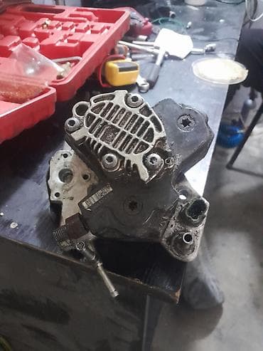 maz kran satilir: Məhsul: Dizel yüksək təzyiq yanacaq nasosu (HPFP) Təsvir: - Mexaniki — 1