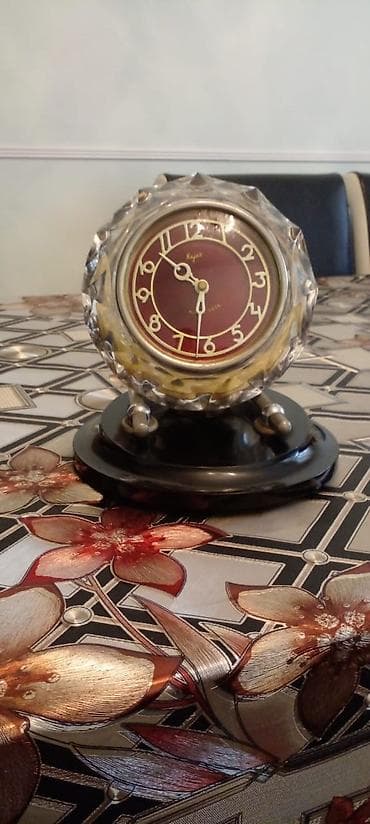 Вазы: Настольные часы, Механические, С секундной стрелкой — 1