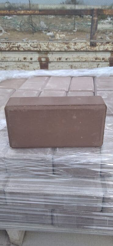 Oda davamli faskali kərpiclər