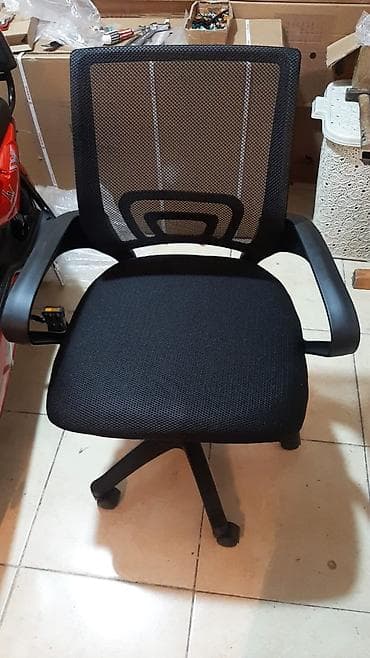Yeni, Təkərli, Parça