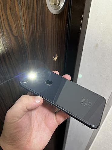 15 pro max ikinci el: IPhone 8 Plus, 64 GB, Qara, Zəmanət, Barmaq izi, Simsiz şarj — 8
