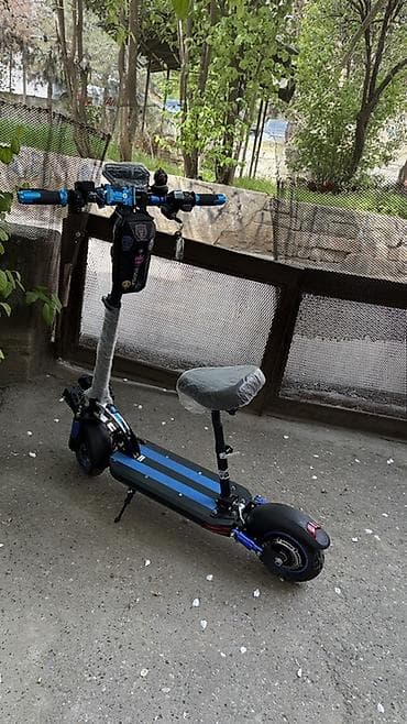 Yeni Elektrik samokat 10", 751 - 1000 Vt, > 45 km/s, Ünvandan götürmə