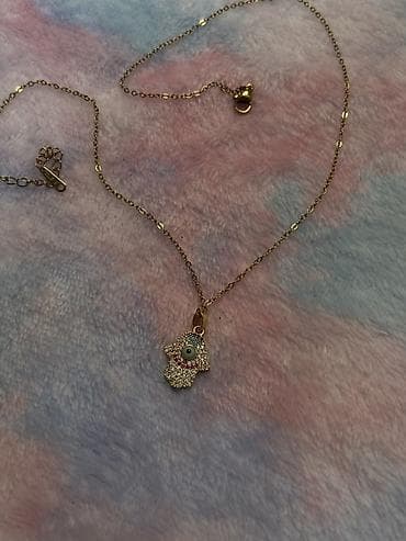 boyunbaği: Qızılı rəngli zəncir boyunbağı – “Həmsa/Fatımanın əli” asma - Zərif — 1