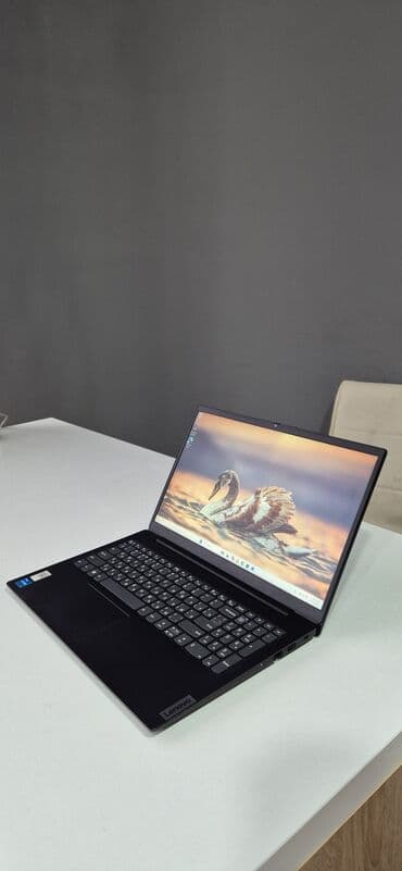 en ucuz notebook nerede: Lenovo IdeaPad Core i3-1215U Ram -12 GB SSD - 512 GB Batareya 100 — 5