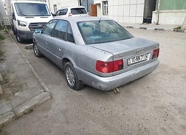 motor 49cc: Audi A6: 1.9 l | 1996 il Sedan — 3