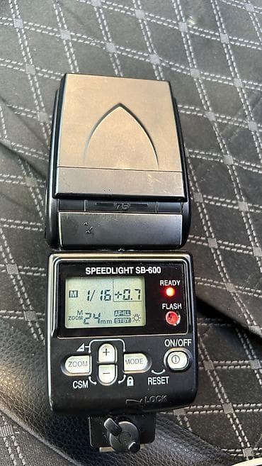 nikon d5200: Nikon Speedlight SB-600 flaşı satılır. Nikon fotoaparatlar üçün — 2