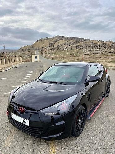 hunday veloster: Hyundai Veloster, 3 qapılı kupe hetçbek, qara rəng. - Sport xarici — 6