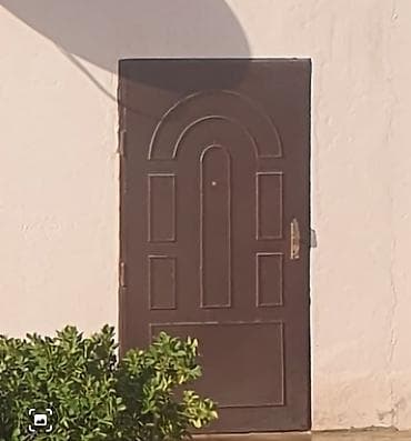 gencede qapi: Giriş seyf qapısı — 1