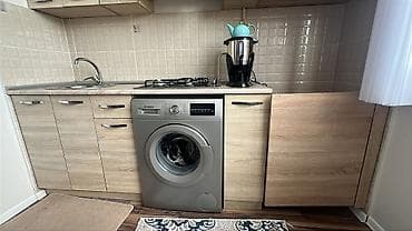 Mətbəx mebeli az işlənib . 250 SM . 
Tək mebel — 3