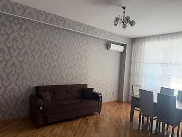 şeki: Geniş və işıqlı mənzil otaqları təqdim olunur: - Yataq otağı: Böyük — 7