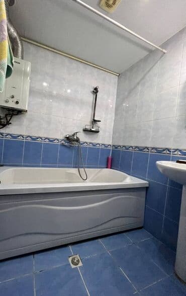 mirvari park ev satılır: Bakı, 4 otaqlı, Köhnə tikili, 110 kv. m — 2