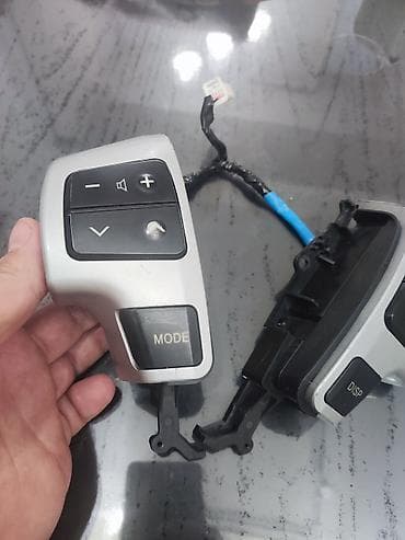 Toyota sükan idarəetmə düymələri dəsti.Multirul Məhsul təsviri: - — 2