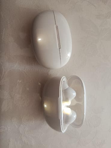 15azn yenidir vatsapp 553999954 Ağ rəngli tam simsiz qulaqcıqlar +